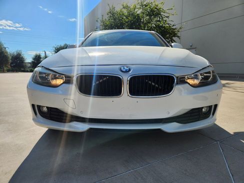 Used 2015 BMW 320i Sedan image 9