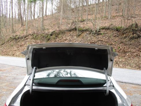 Used 2015 Chevrolet Sonic LT image 9