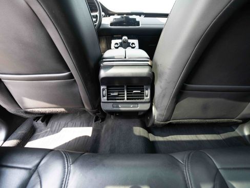 Used 2022 Land Rover Range Rover Evoque R-Dynamic SE AWD/4WD image 22