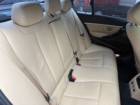 Used 2017 BMW 330e image 32