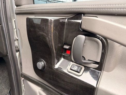 Used 2021 Chevrolet Express 2500 LS w/ Enhanced Convenience Package image 53