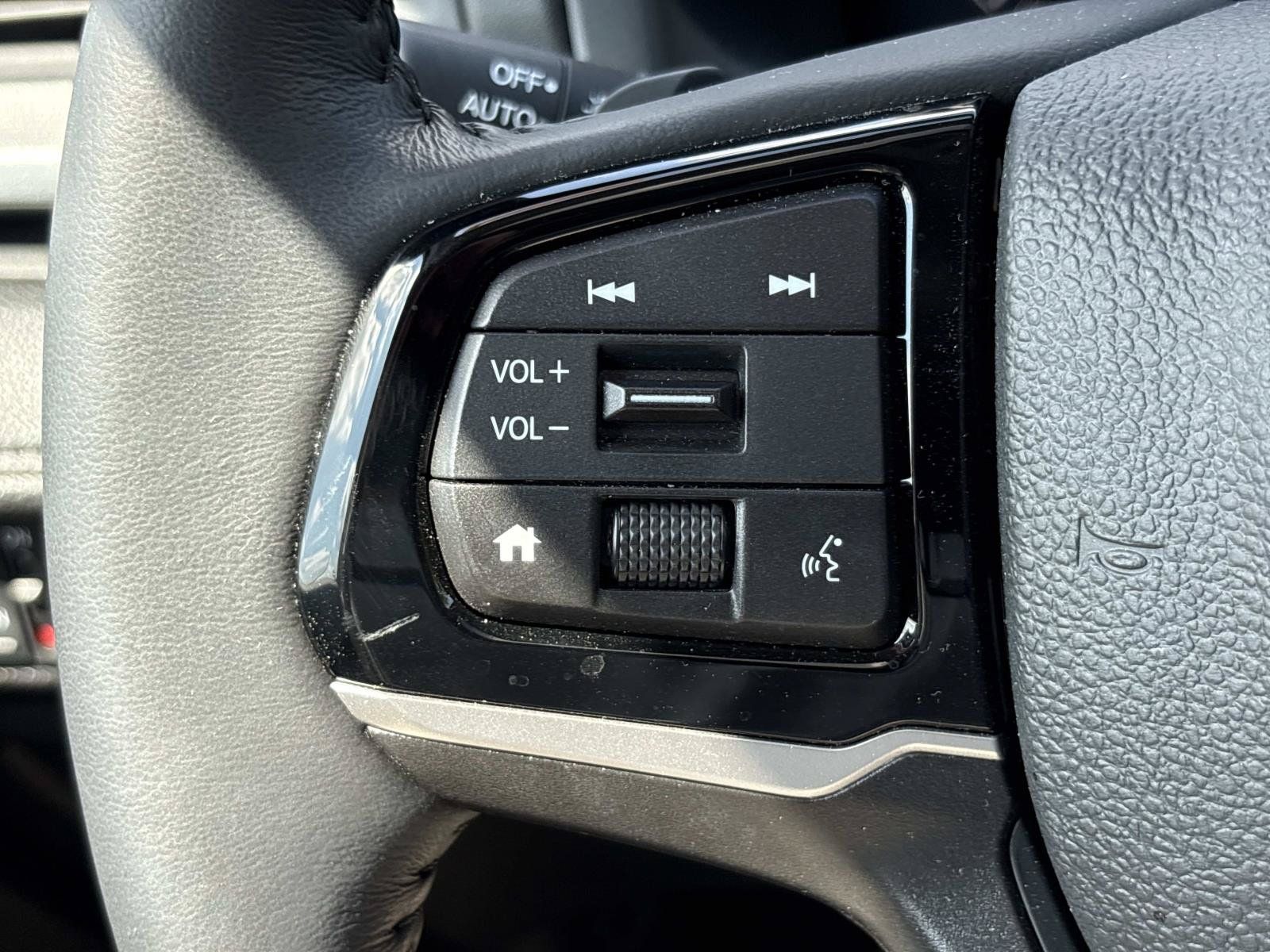 Used 2026 Honda Odyssey EX-L image 18
