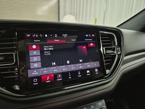 Used 2024 Dodge Durango GT image 29