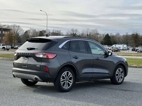 Used 2020 Ford Escape SEL image 5