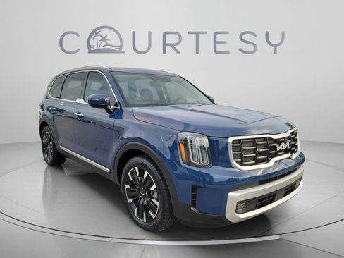 Used 2023 Kia Telluride SX Prestige AWD/4WD image 5