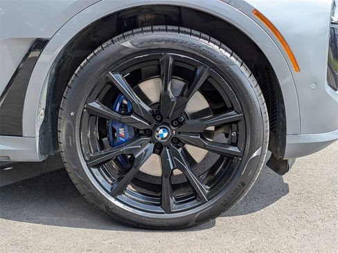 Used 2023 BMW X7 xDrive40i w/ M Sport Package image 27
