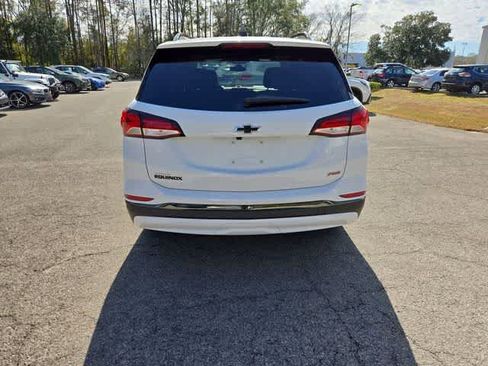 Used 2023 Chevrolet Equinox RS FWD image 5