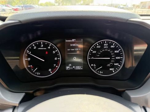 Used 2024 Subaru Crosstrek 2.0i Premium AWD/4WD image 13