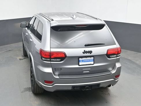 Used 2019 Jeep Grand Cherokee Altitude AWD/4WD image 34