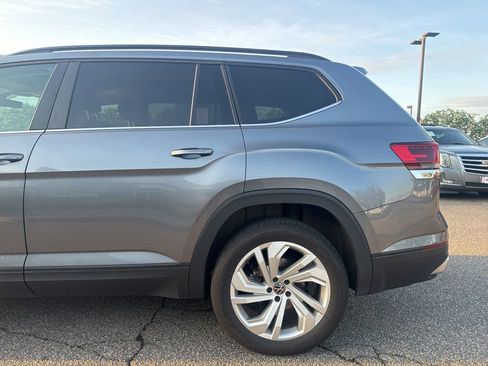 Used 2021 Volkswagen Atlas SE w/ Panoramic Sunroof Package AWD/4WD image 7