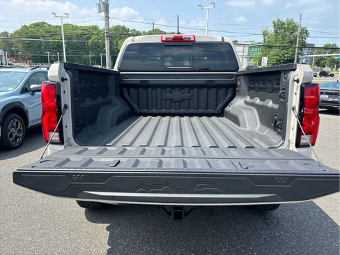 Certified 2026 Chevrolet Colorado ZR2 w/ Technology Package AWD/4WD image 27