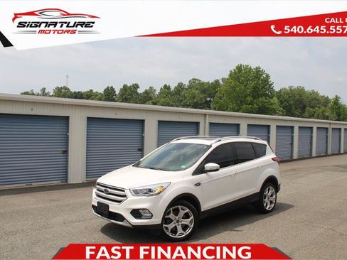 Used 2019 Ford Escape Titanium AWD/4WD image 1