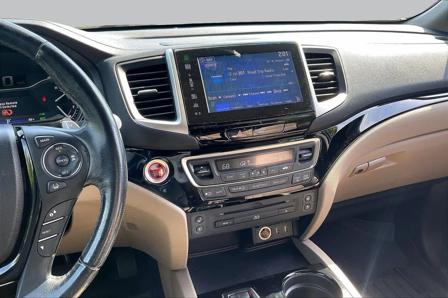 Used 2016 Honda Pilot Elite image 6