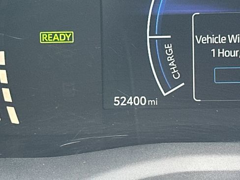 Used 2025 Toyota Camry LE w/ Convenience Package AWD/4WD image 28