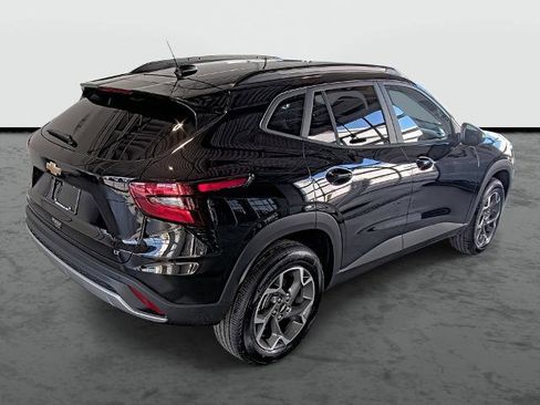 New 2026 Chevrolet Trax LT w/ Driver Confidence Package image 14