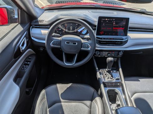 Used 2024 Jeep Compass Limited AWD/4WD image 30