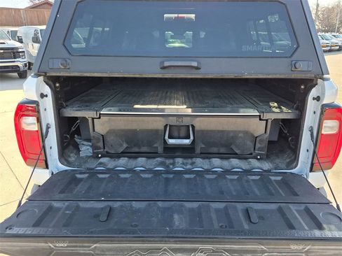 Used 2024 GMC Canyon AT4X image 24