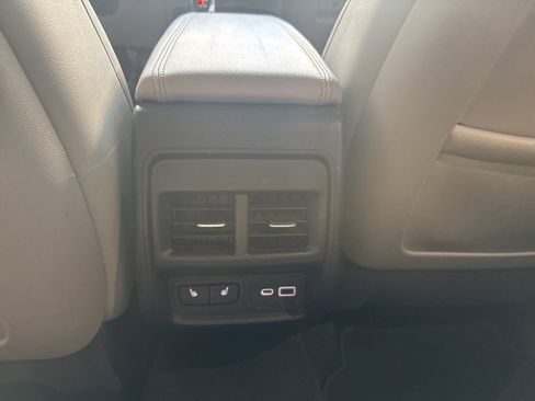 Used 2022 Cadillac XT4 Luxury image 23