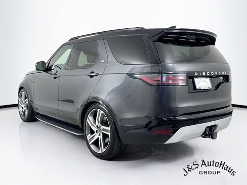 Used 2023 Land Rover Discovery Metropolitan Edition AWD/4WD image 5