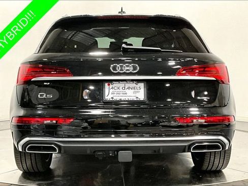 Used 2025 Audi Q5 e Premium Plus w/ Premium Plus Package AWD/4WD image 3