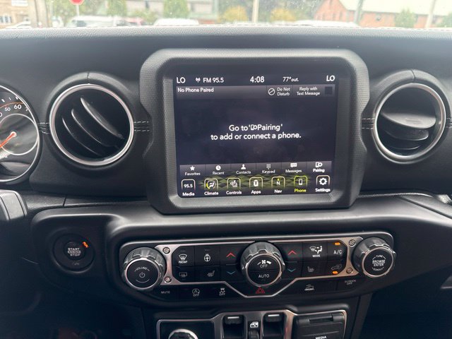 Used 2020 Jeep Gladiator Overland w/ Popular Equipment Package AWD/4WD image 12