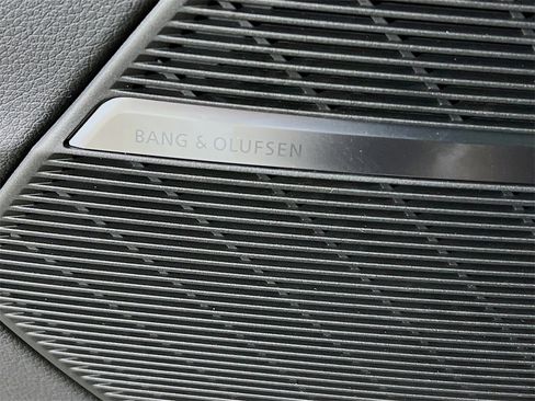 New 2026 Audi Q8 Premium Plus image 18