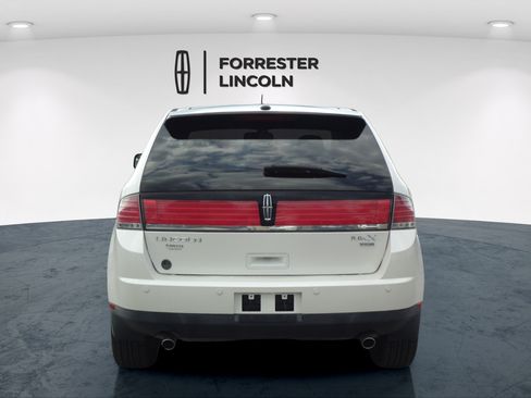 Used 2010 Lincoln MKX AWD image 4