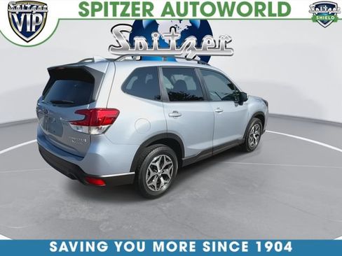 Used 2023 Subaru Forester Premium AWD/4WD image 9