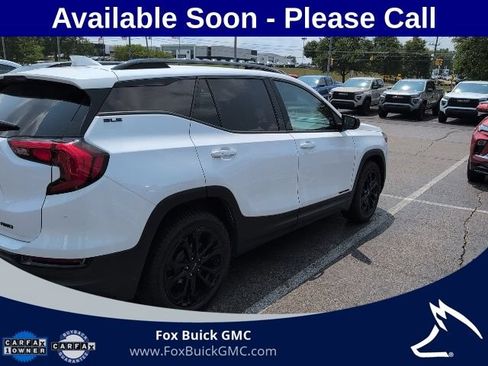 Used 2020 GMC Terrain SLE w/ Driver Convenience Package AWD/4WD image 4
