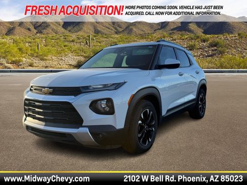 Used 2021 Chevrolet TrailBlazer LT w/ Convenience Package image 1