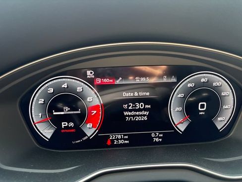 Used 2025 Audi SQ5 Premium Plus AWD/4WD image 18
