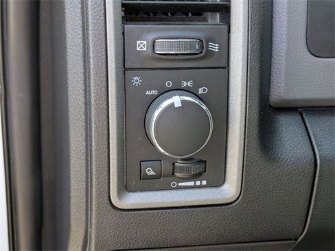 Used 2018 RAM 2500 Tradesman w/ Popular Equipment Group image 16