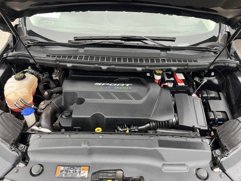 Used 2017 Ford Edge Sport w/ Technology Package image 18