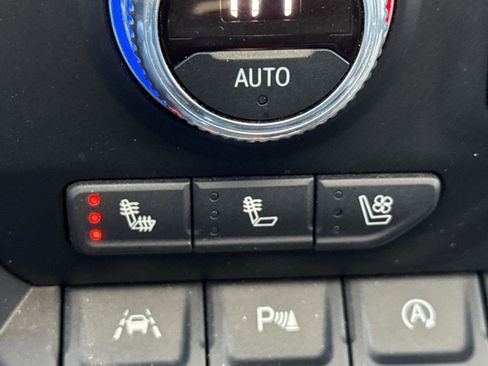 Used 2019 GMC Sierra 1500 Denali w/ Denali Ultimate Package image 21