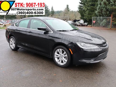 Used 2016 Chrysler 200 LX image 9