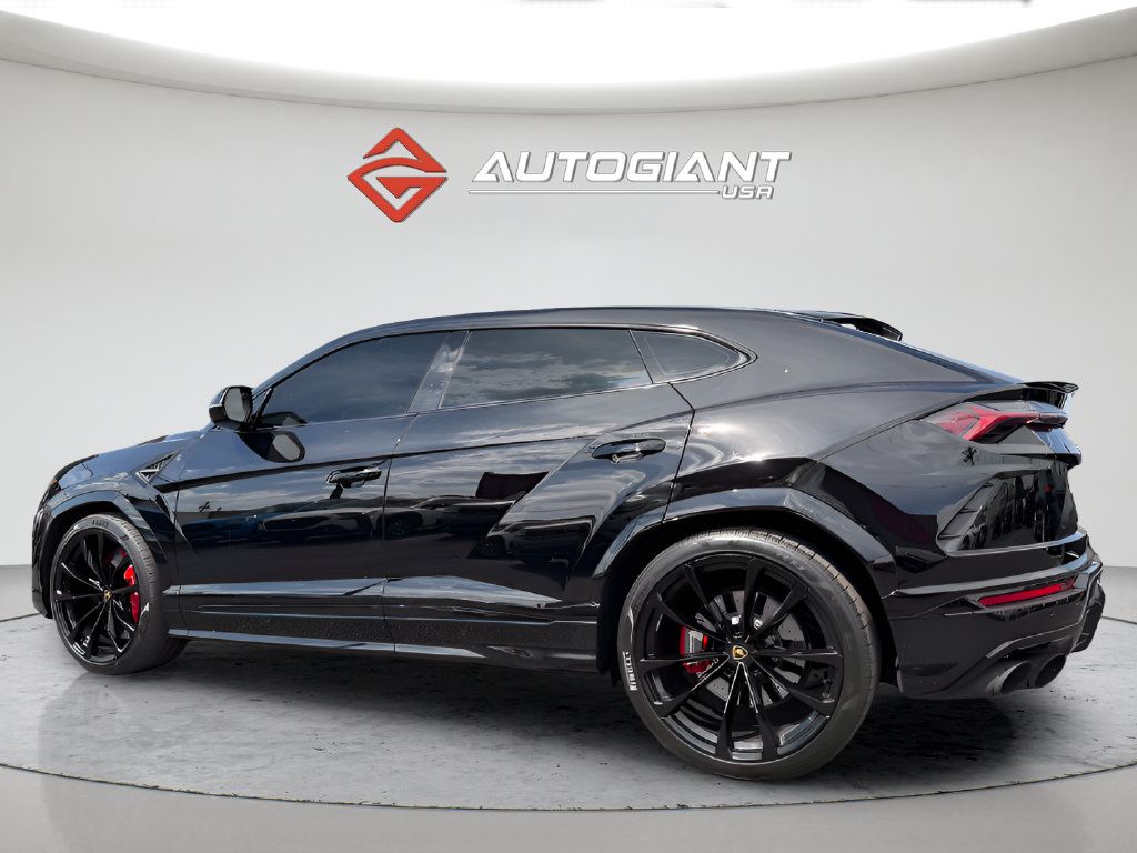 Used 2021 Lamborghini Urus AWD/4WD image 4