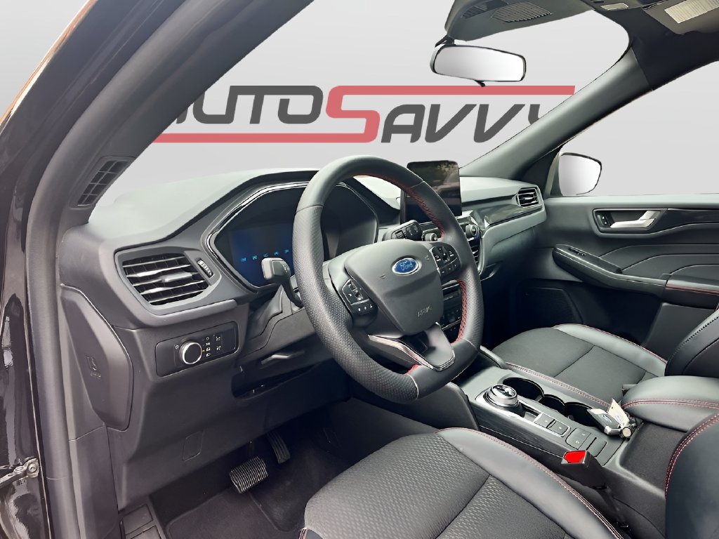 Used 2025 Ford Escape ST-Line AWD/4WD image 9