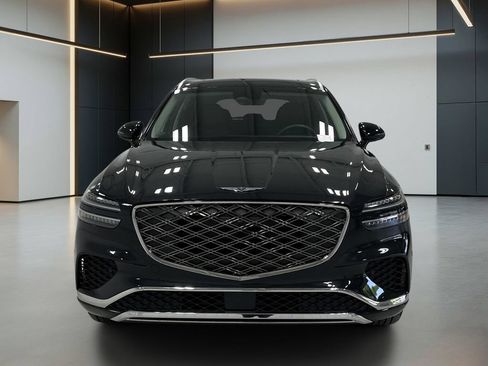 Certified 2026 Genesis GV70 2.5T Advanced AWD/4WD image 6