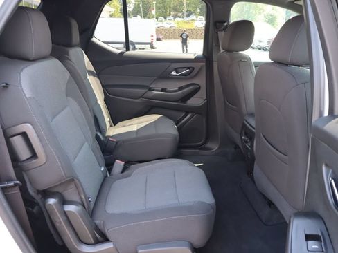 Used 2023 Chevrolet Traverse LT AWD/4WD image 21