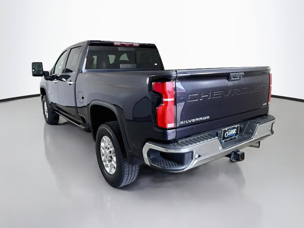 Used 2024 Chevrolet Silverado 2500 LTZ w/ LTZ Premium Texas Edition AWD/4WD image 5