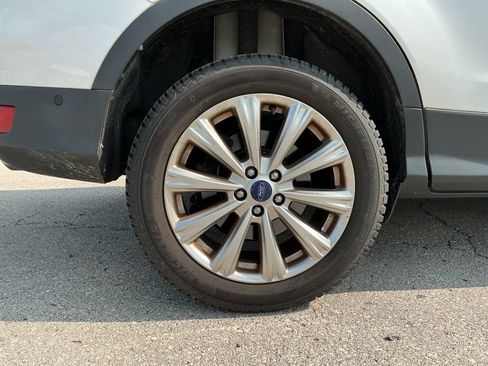 Used 2017 Ford Escape Titanium w/ Equipment Group 301A FWD image 11