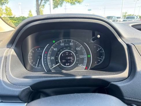 Used 2016 Honda CR-V SE image 18