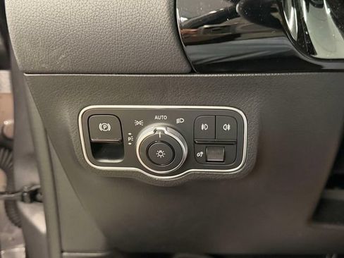 Used 2024 Mercedes-Benz GLA 250 4MATIC image 21
