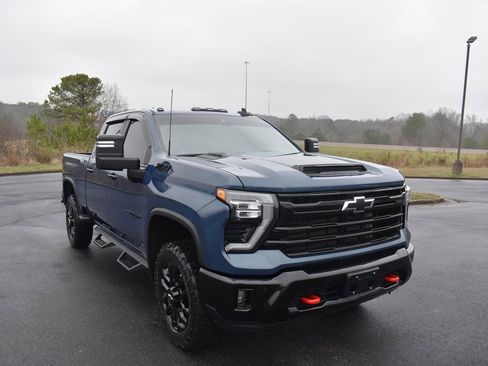 Used 2026 Chevrolet Silverado 2500 LT w/ Trail Boss Package image 1