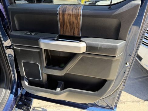 Used 2018 Ford F150 Lariat w/ Equipment Group 502A Luxury AWD/4WD image 27