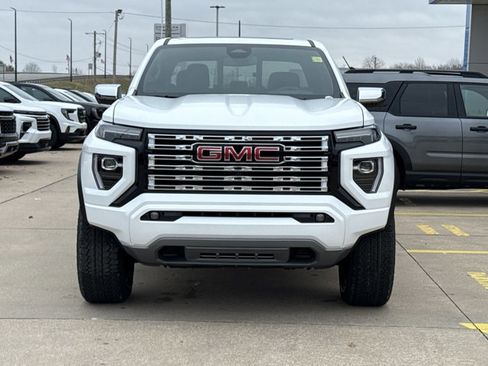 New 2026 GMC Canyon Denali image 12