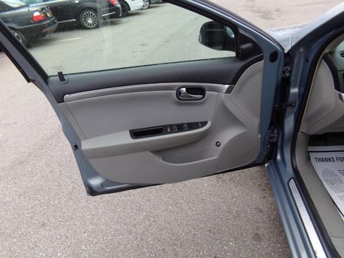 Used 2007 Saturn Aura XE w/ Preferred Pkg image 9