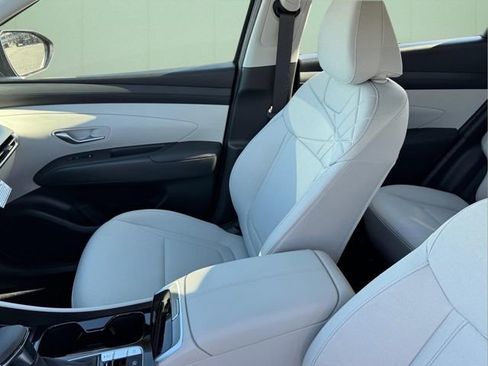 New 2026 Hyundai Tucson SE AWD/4WD image 9