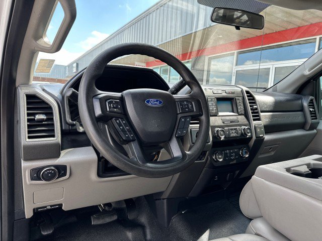 Used 2019 Ford F550 4x4 Regular Cab Super Duty image 25