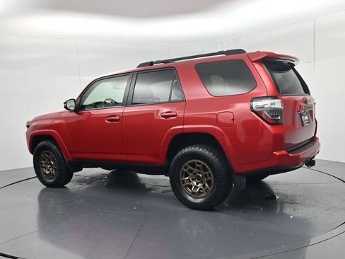 Used 2023 Toyota 4Runner 40th Anniversary SE AWD/4WD image 5